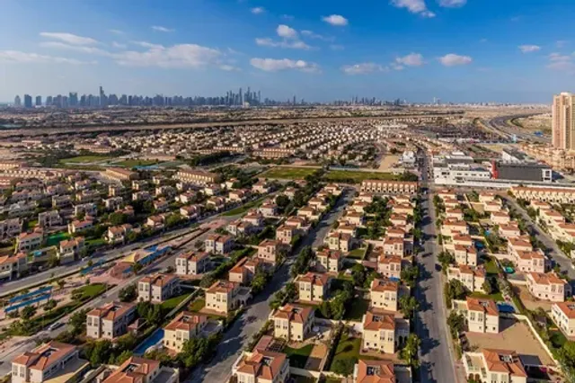 jumeirah-village-triangle-2024-11-06t071603033z