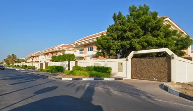 jumeirah-2024-11-06t071239444z