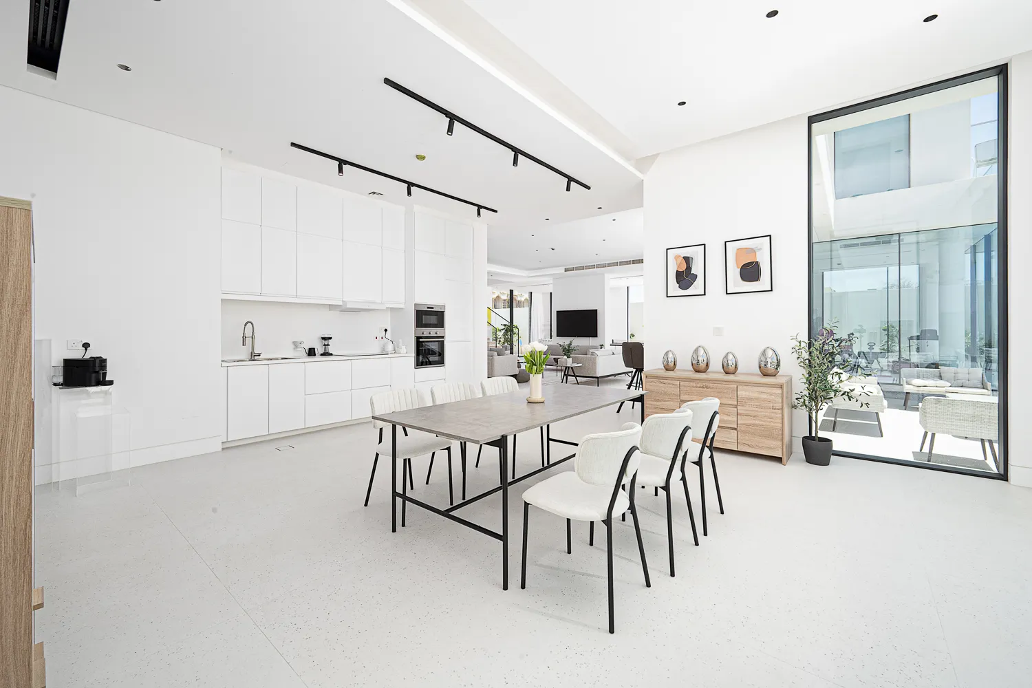 Furnished vs Unfurnished Rentals: Which Is Best in Dubai?