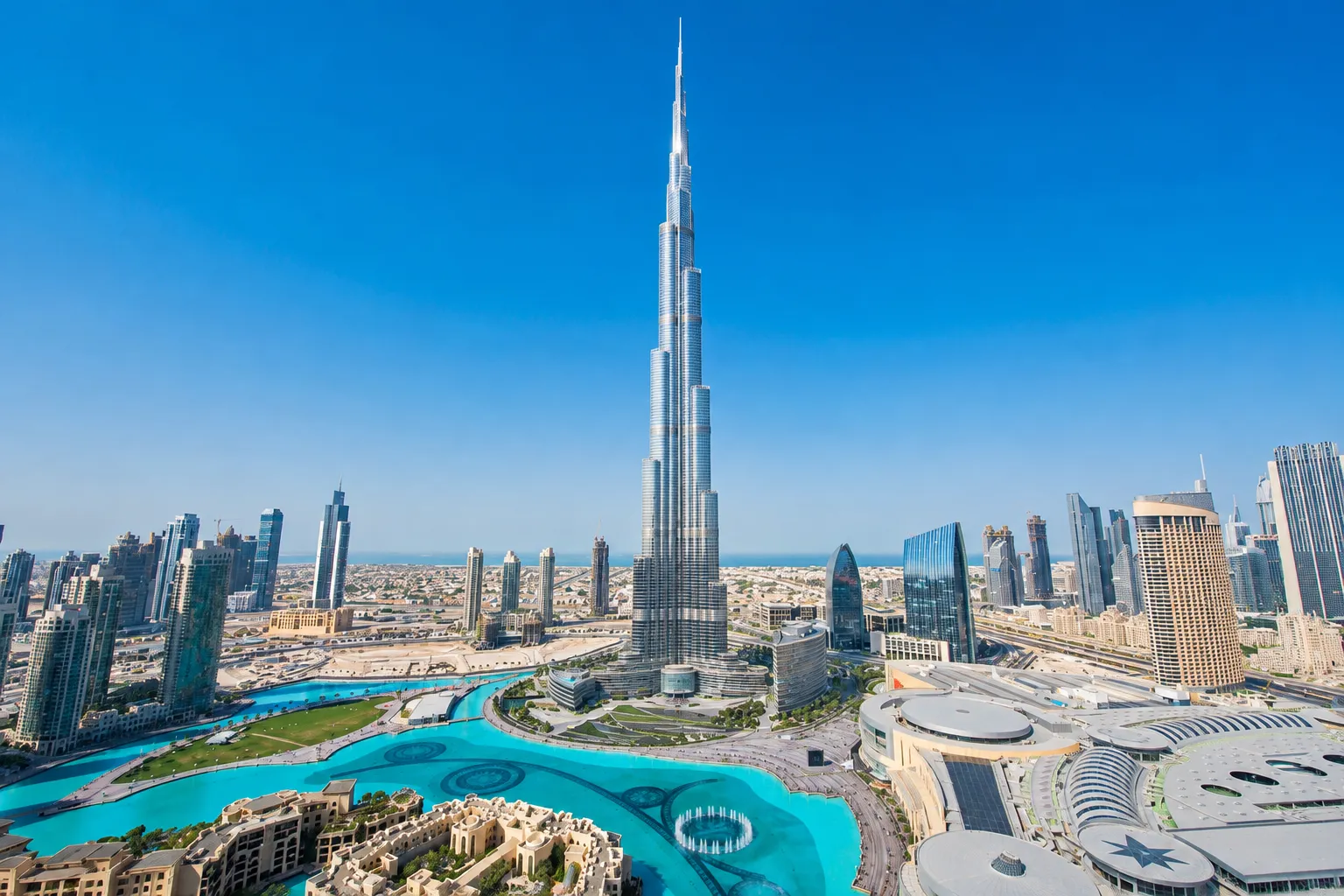 Burj Khalifa Guide: Tickets, Things to Do & Living Nearby
