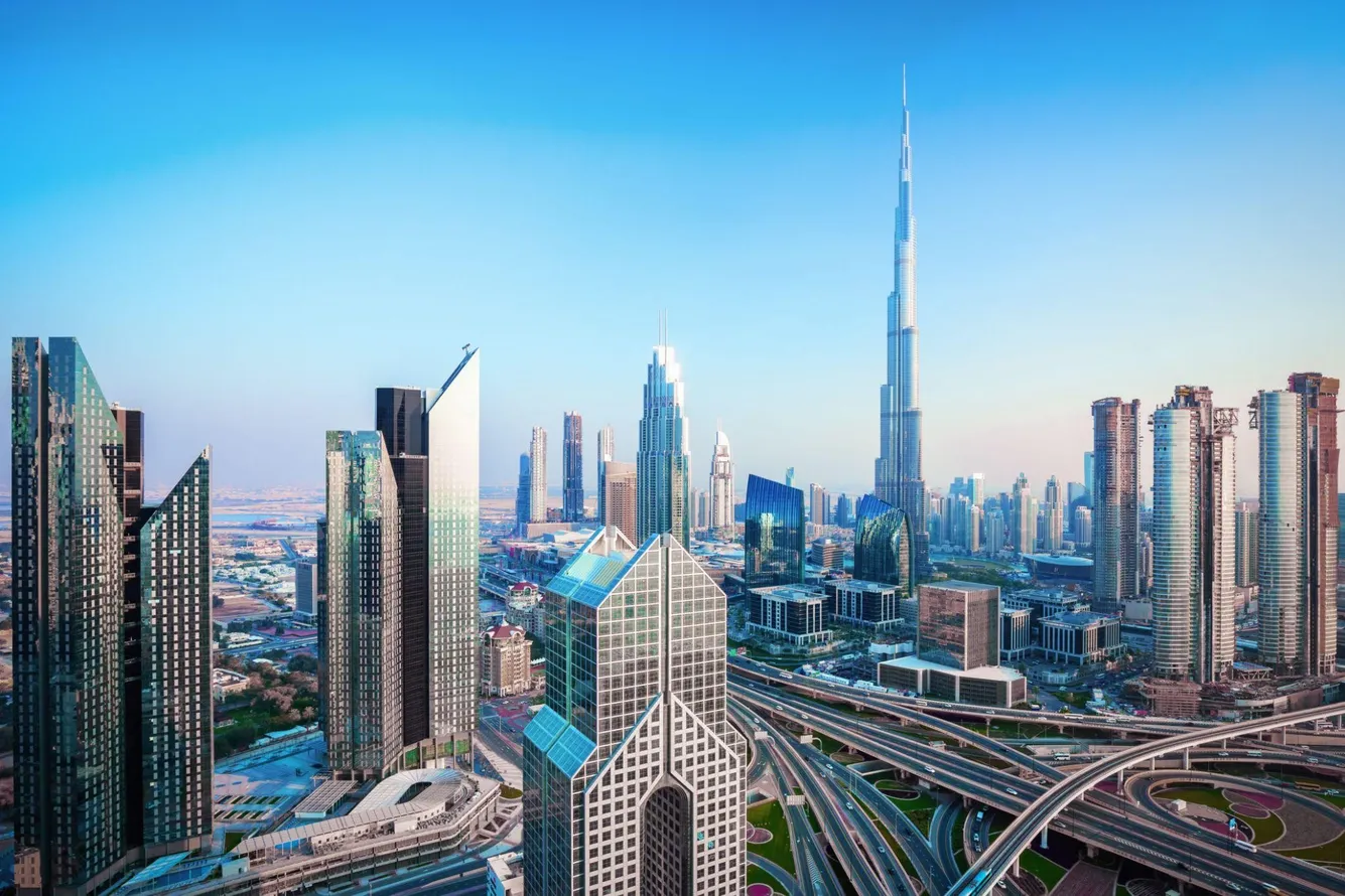 Commercial vs residential investments in Dubai: pros, cons, and opportunities