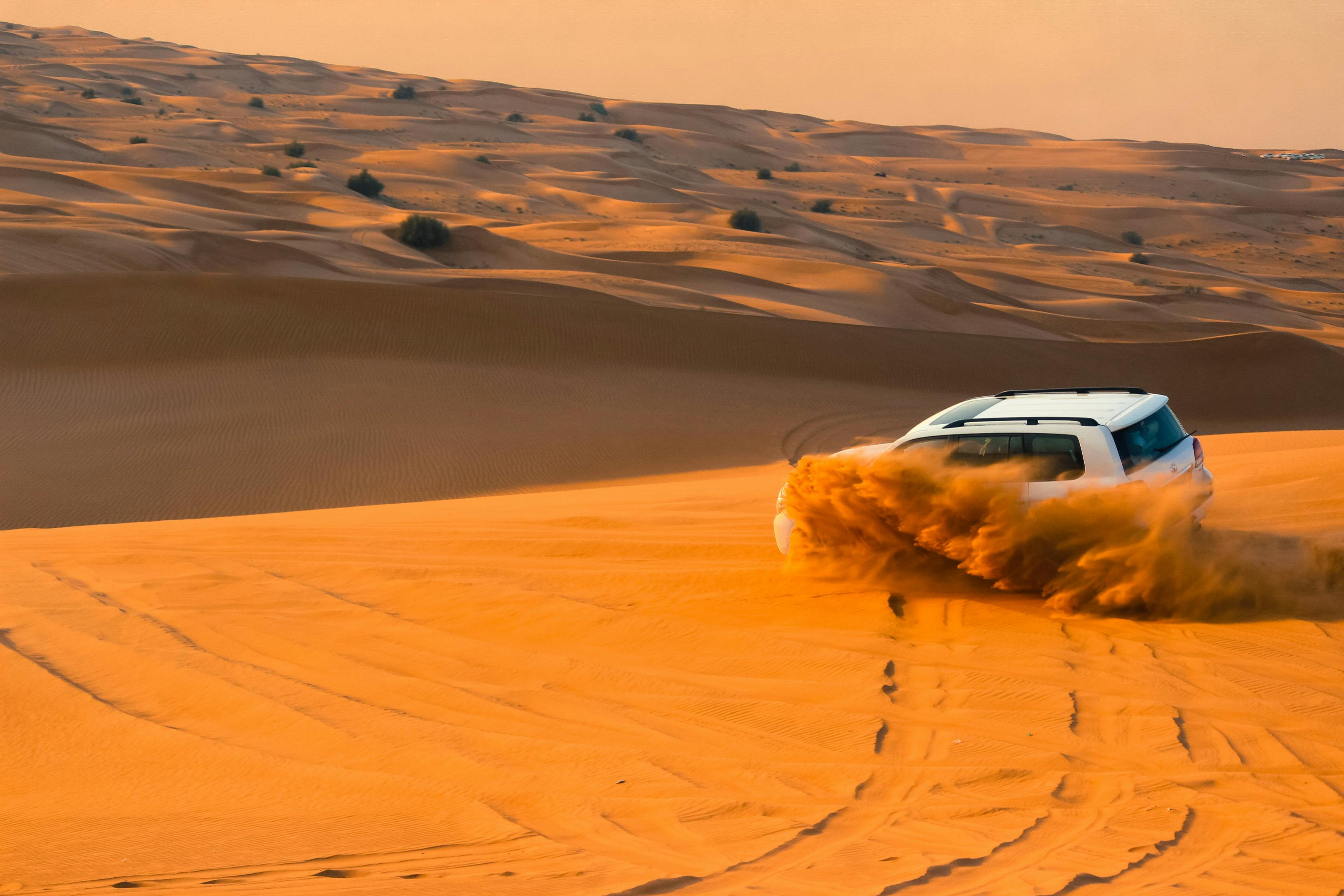 Dubai Desert Safari: Complete Guide to Iconic Sandy Adventures