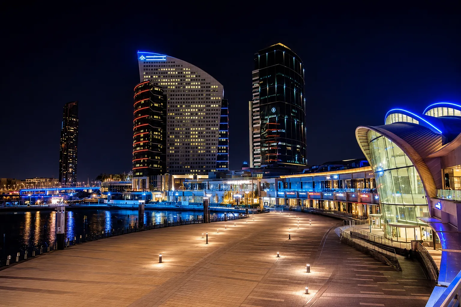 Dubai Festival City Mall Guide: Shops, Dining & Tips
