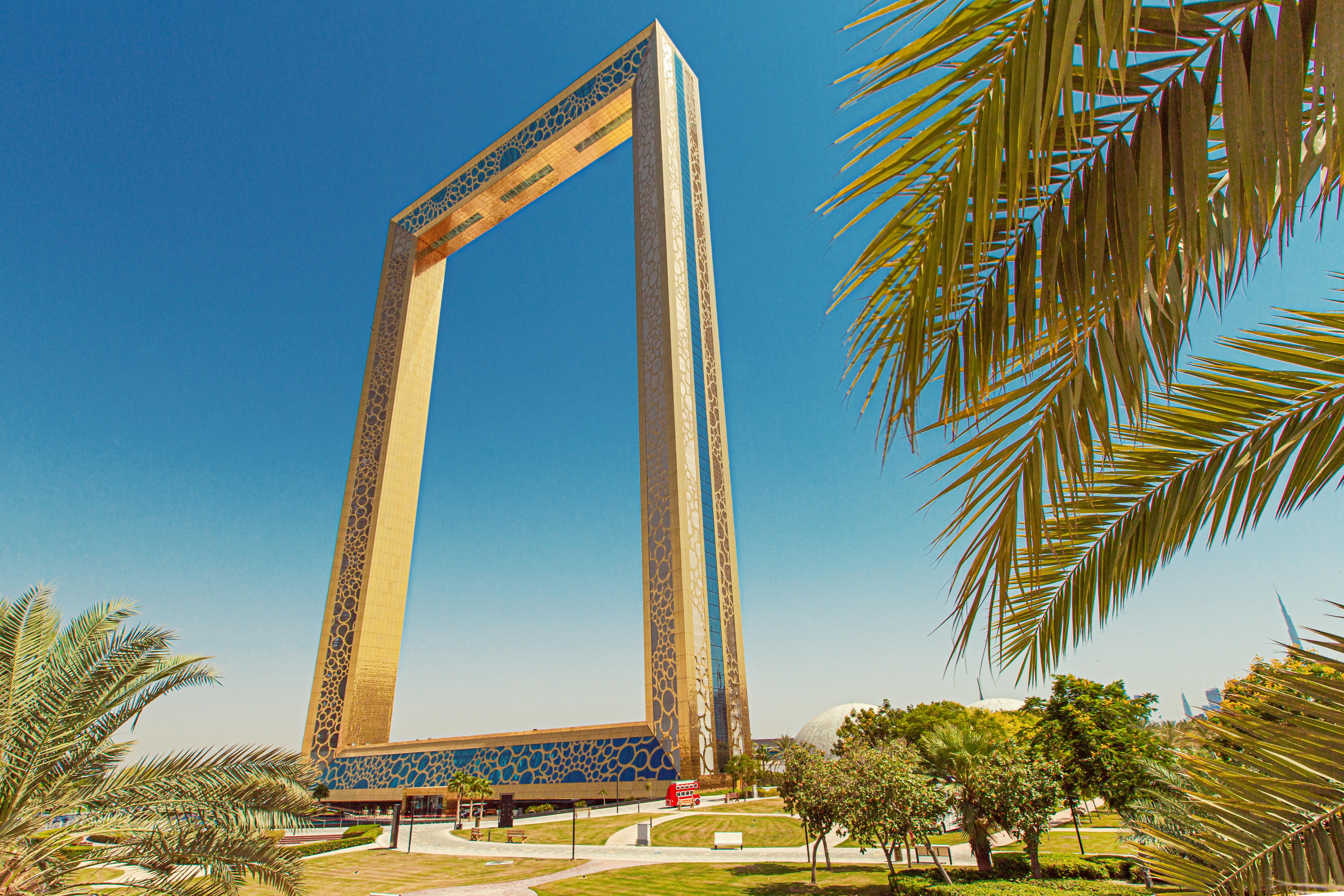 Discover the Iconic Dubai Frame