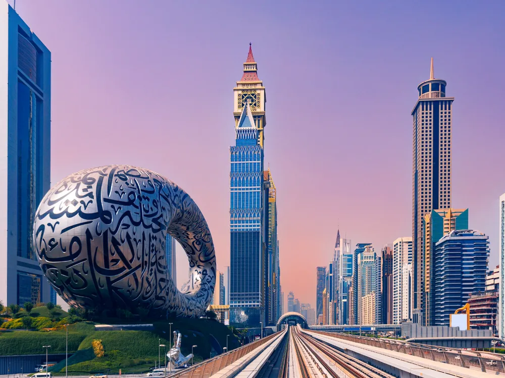 How can foreign buyers secure a mortgage in Dubai?