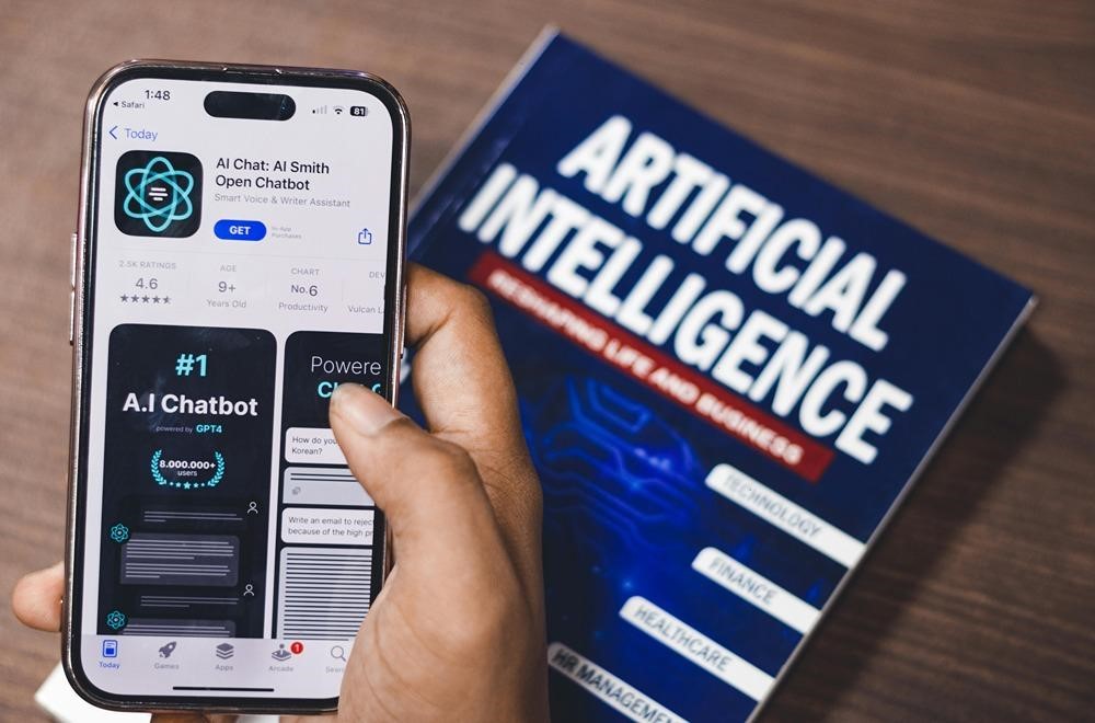 How Real Estate Agents Use AI to Enhance Client Experiences