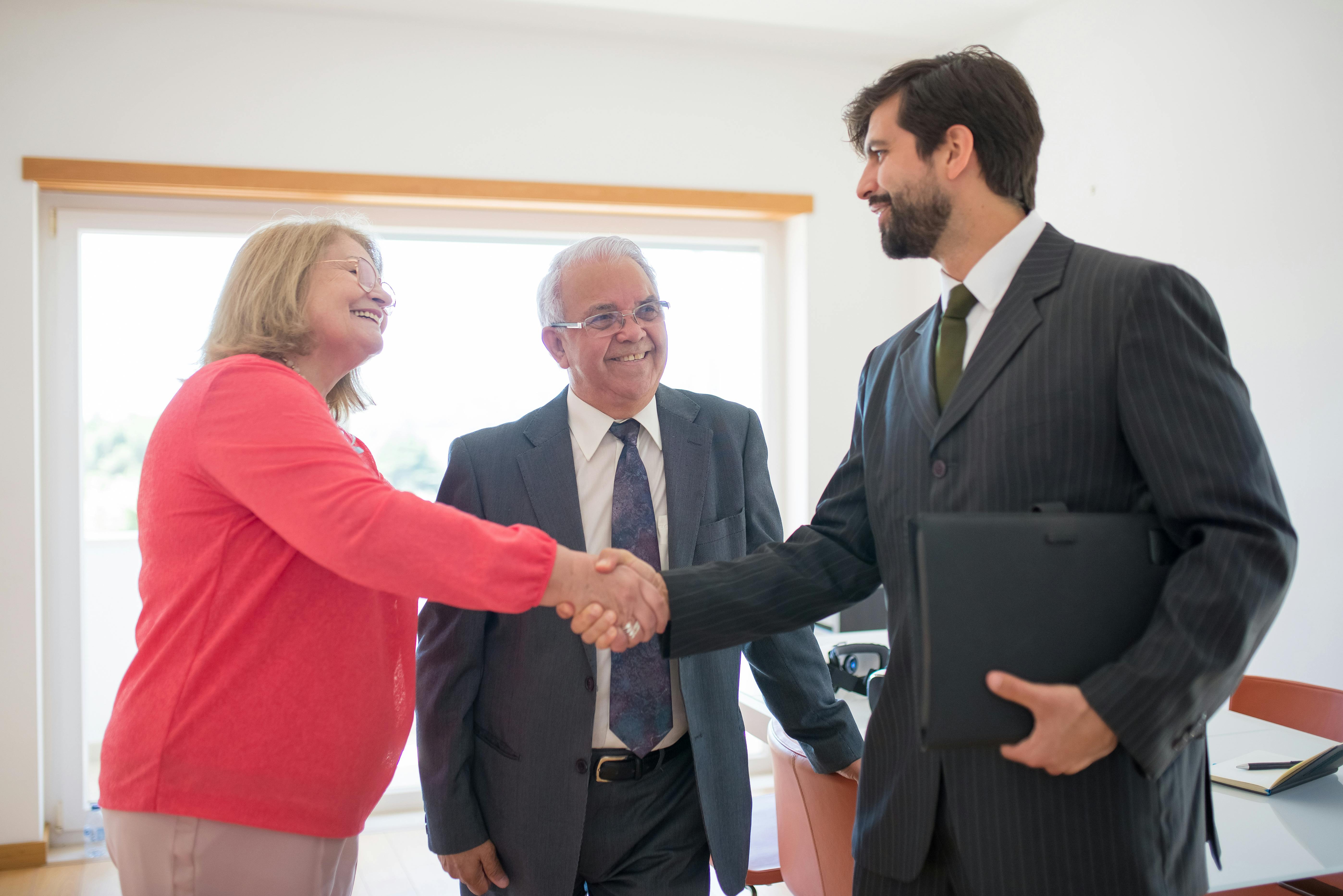 Daily Life of a Real Estate Agent: Challenges & Rewards