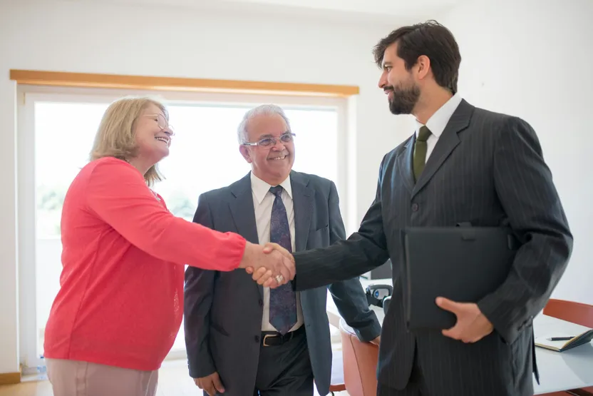 Life as a real estate agent: challenges, rewards, and daily routines