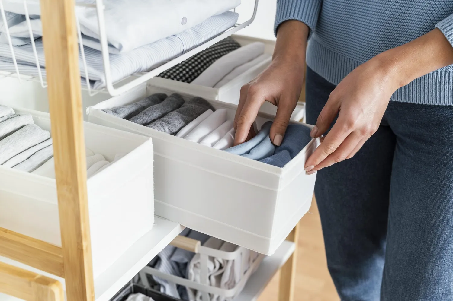 Effective Decluttering Tips for a More Organized Home