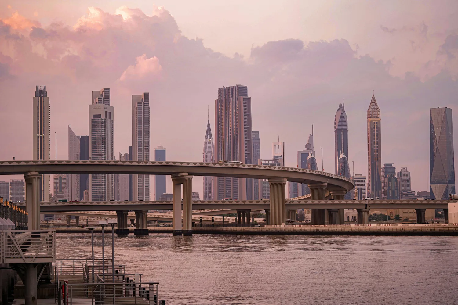 Tips for Securing the Best Deal on Dubai Homes for Rent