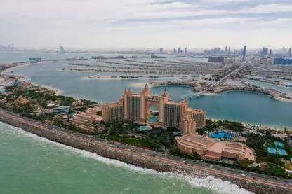Dubai's Luxury Property Market Q2 2025