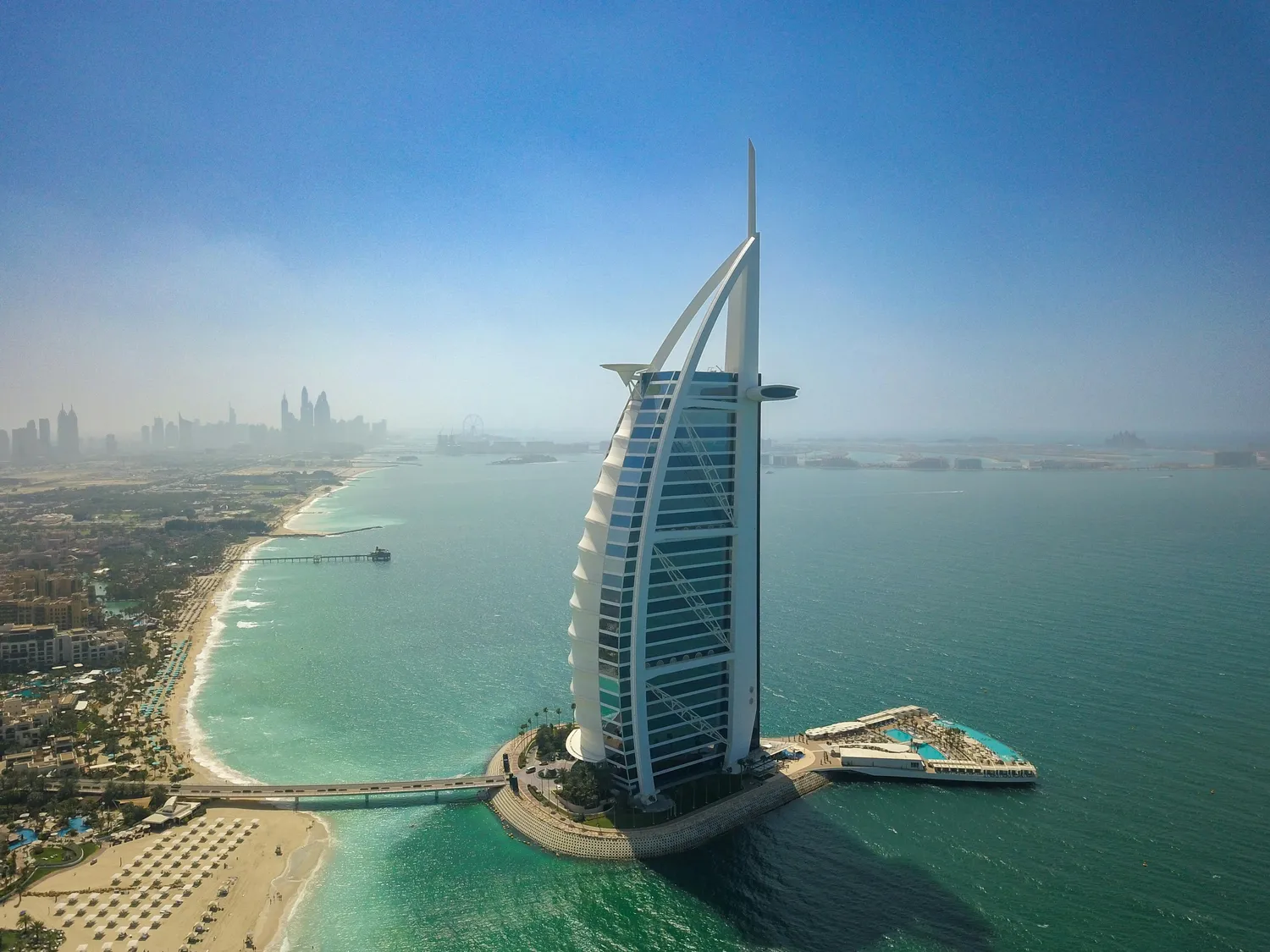 Essential Real Estate Contracts in Dubai: What Agents Must Know
