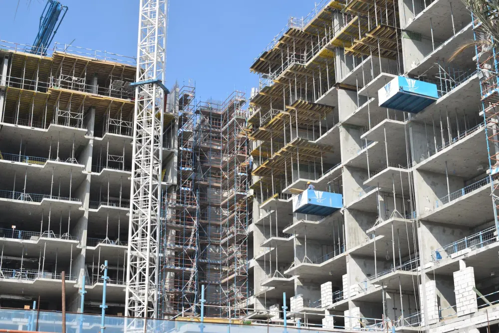 Off-plan vs secondary properties in uae: which should you buy?