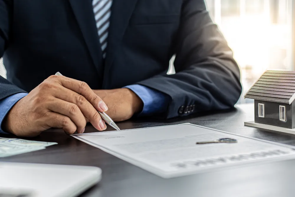 Understanding High Rental Yields in Dubai: How Commercial Offices Deliver 7–10% Returns