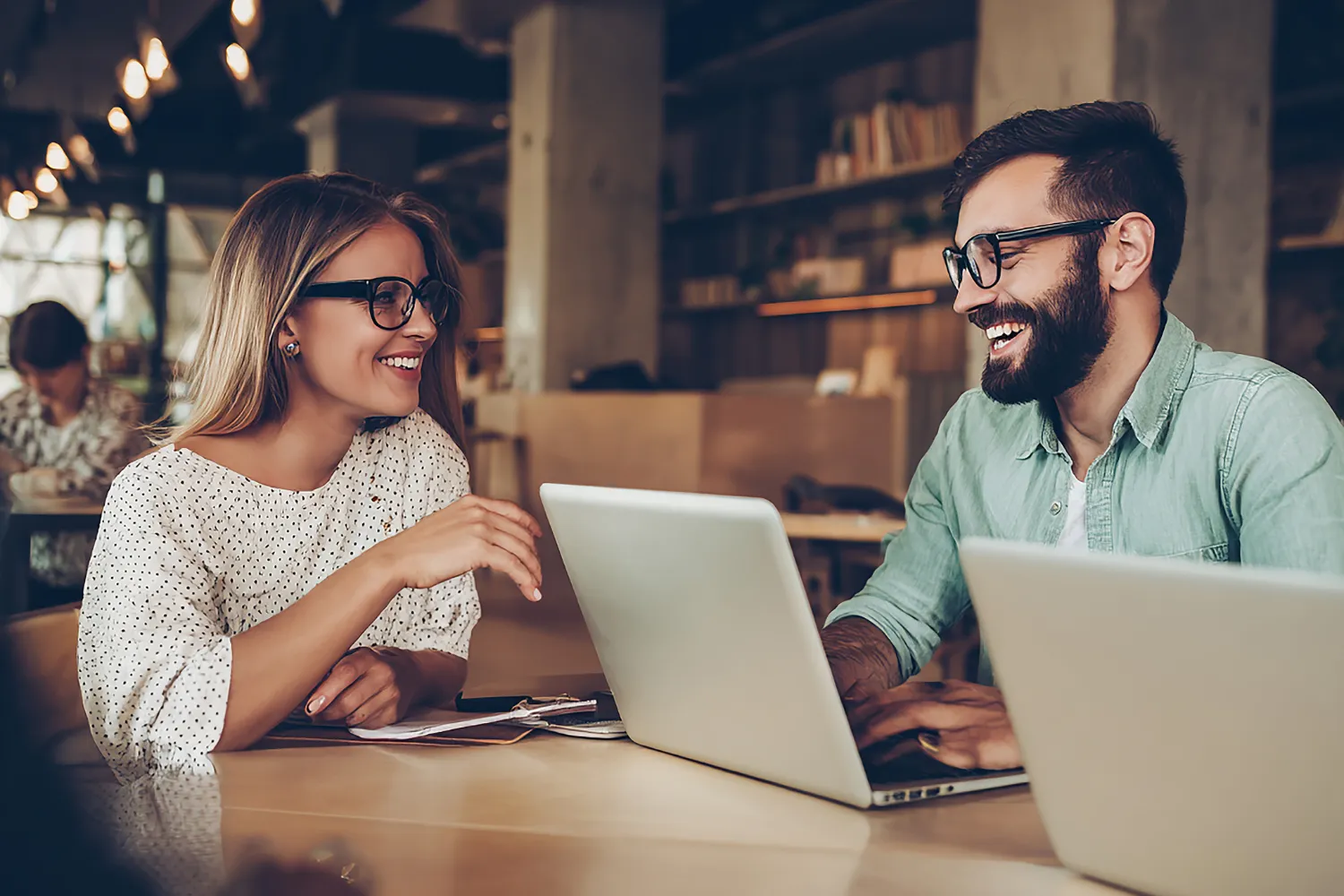 Co-Working vs. Traditional Offices: Which Workspace Model Fits Your Business?