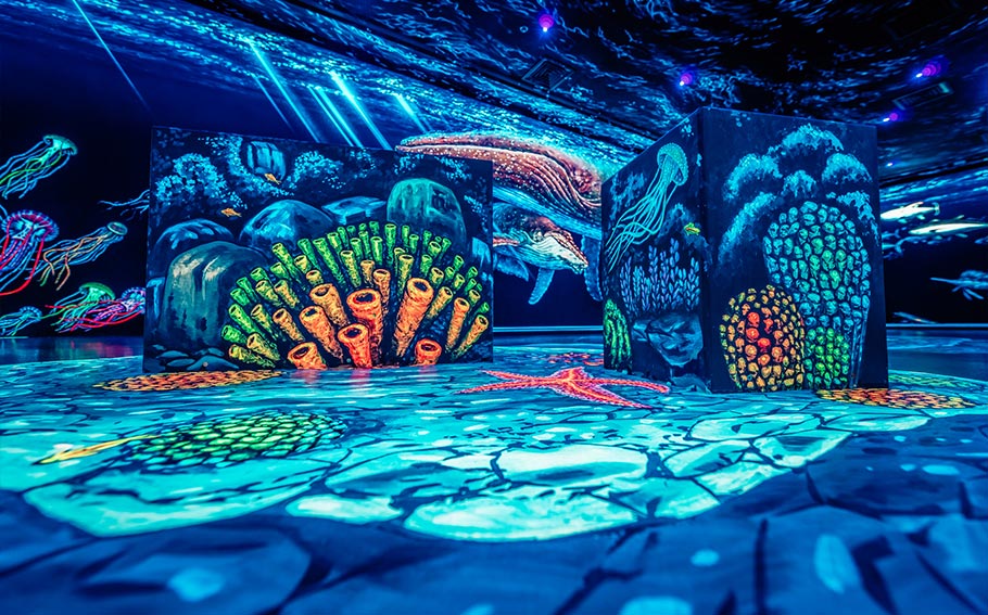 Glow-in-the-Dark Mini Golf