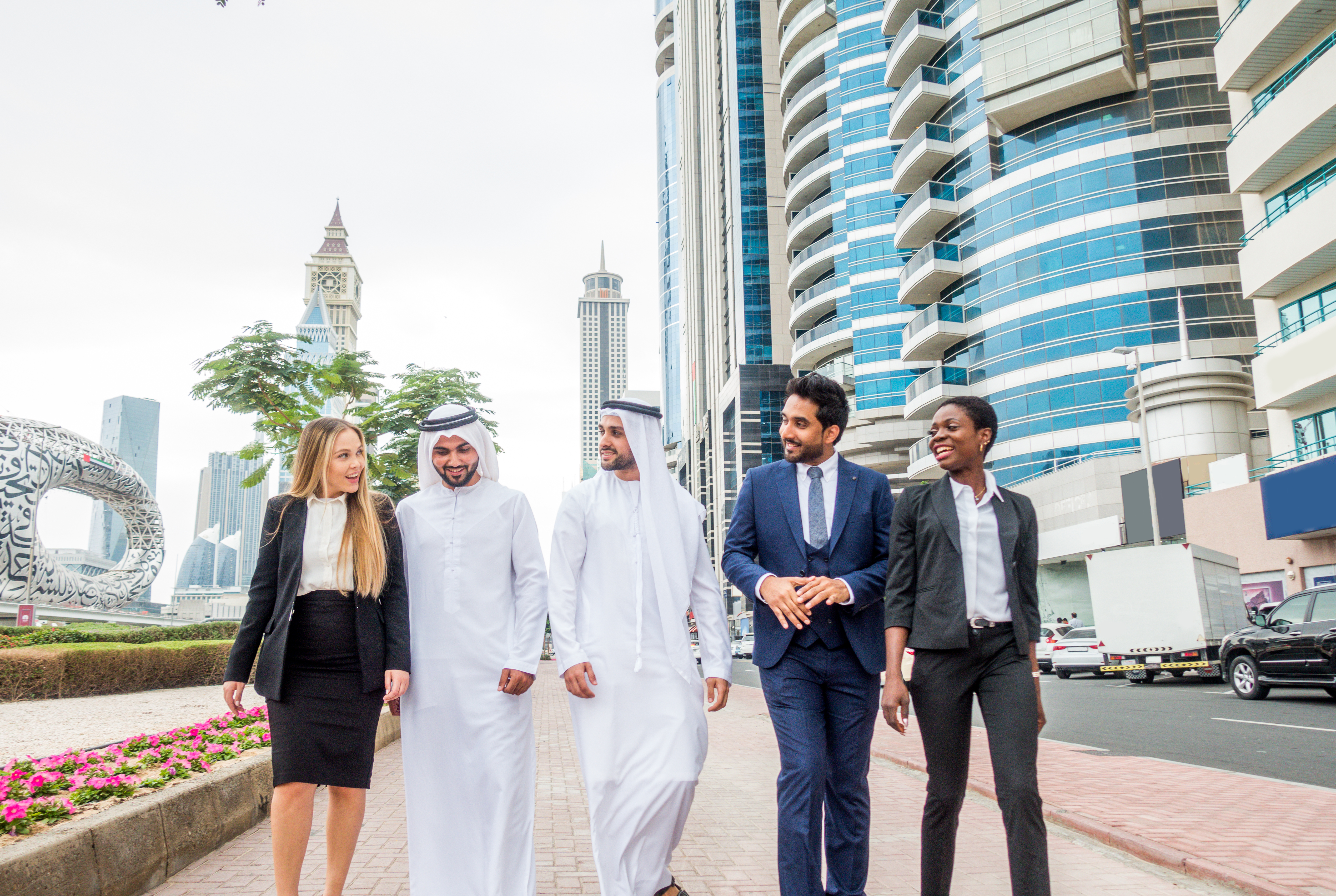 2. Freehold Zones & Golden Visas: A Guide to Foreign Ownership of Commercial Property