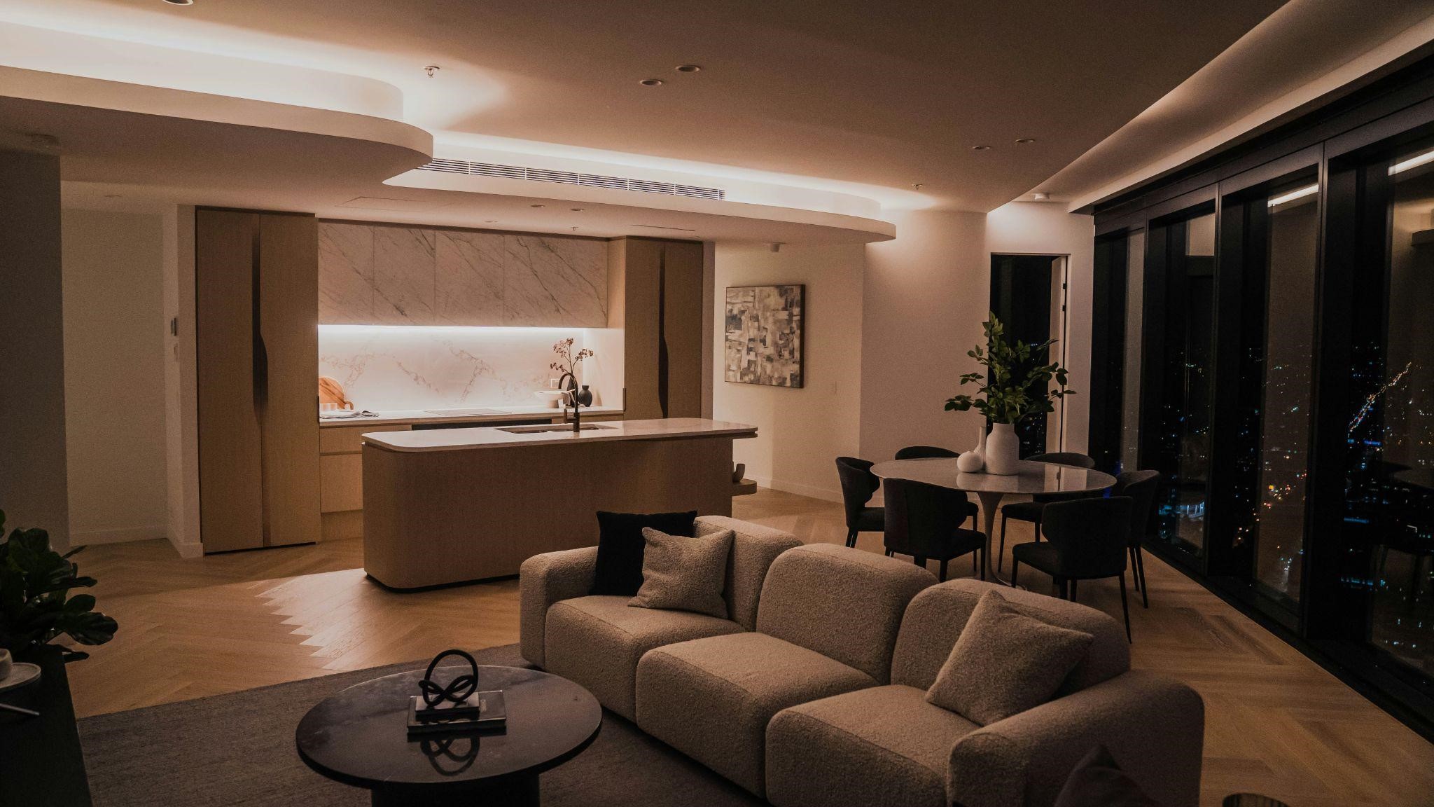 High-Net-Worth Buyers Shape the Upper End