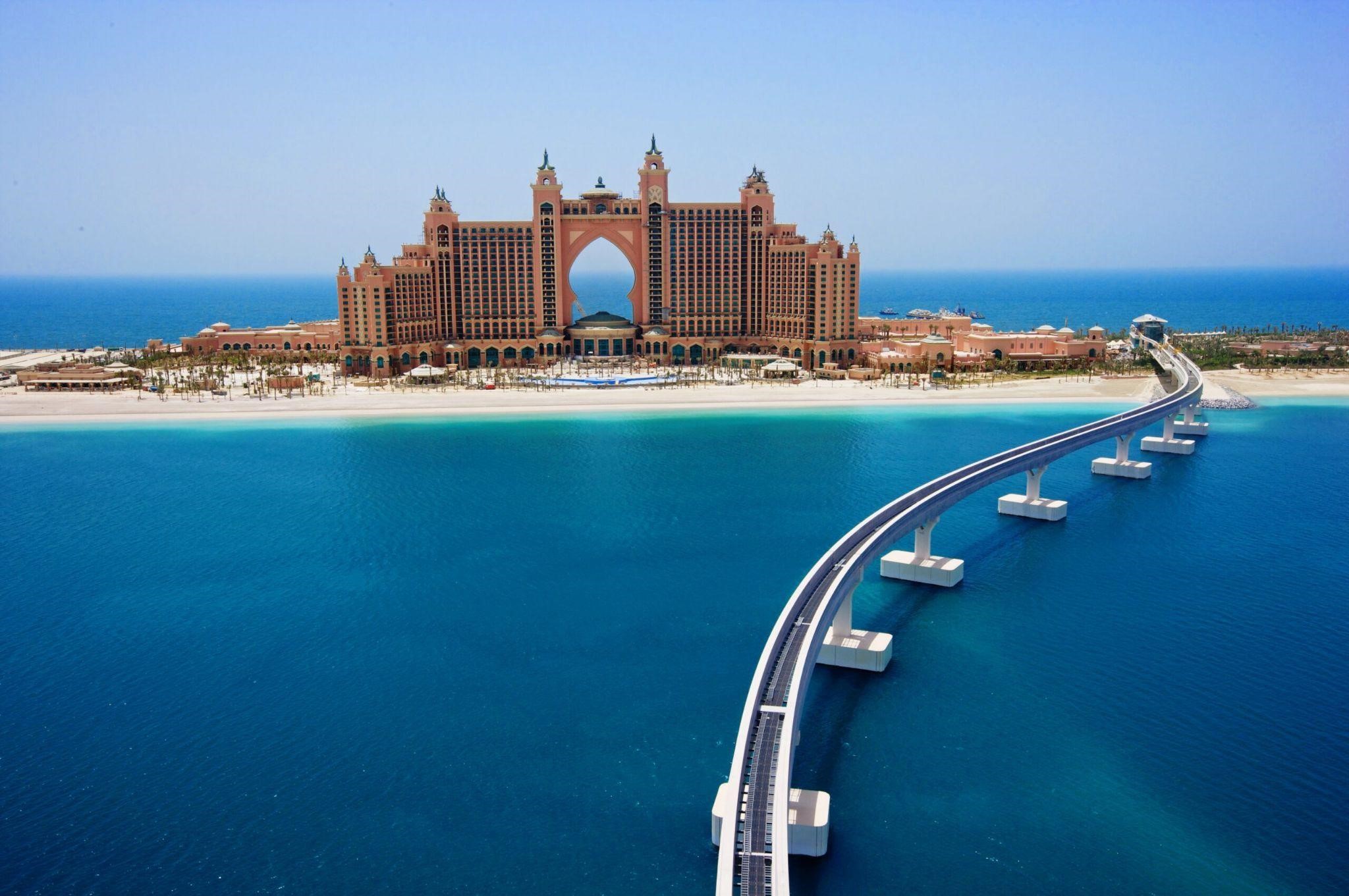 JUMEIRAH ISLANDS LANDMARKS