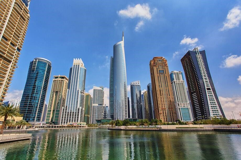 Jumeirah Lake Towers (JLT)