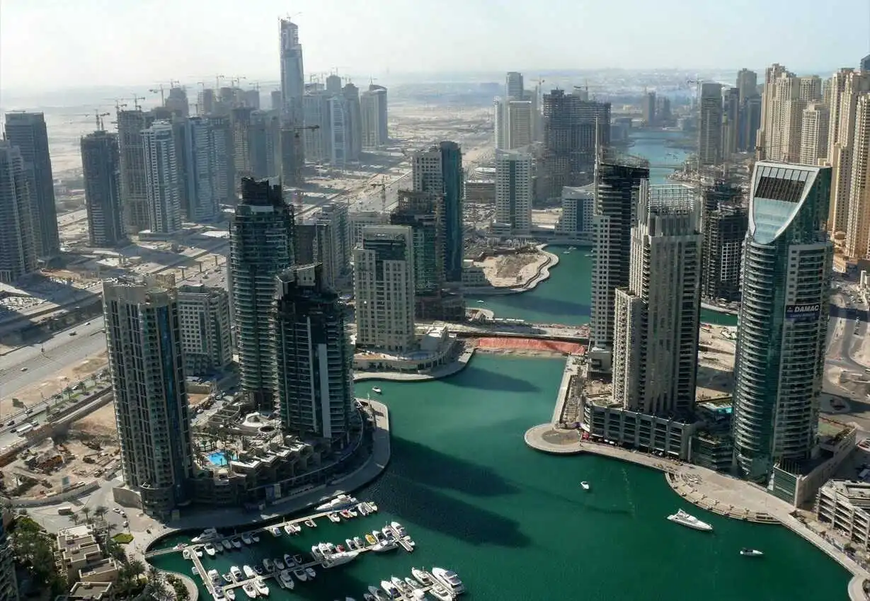 Jumeirah Lake Towers (JLT)