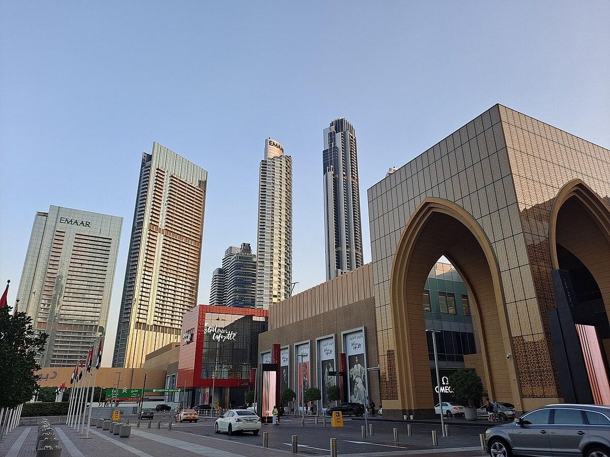 Key Attractions and Conveniences