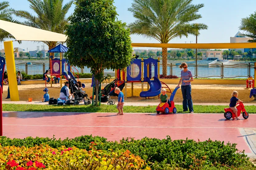 Outdoor spaces & parks in Al Barsha 3
