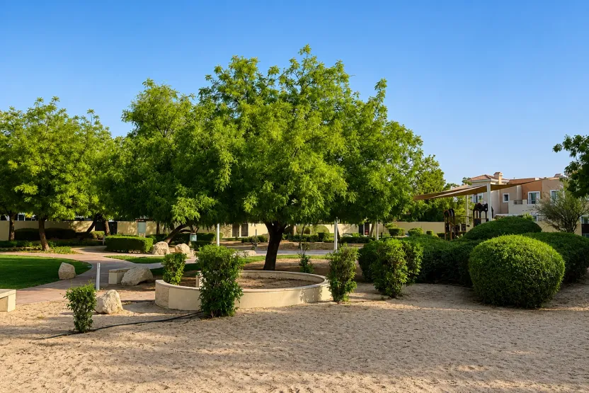 Outdoor spaces & parks in Al Reem 1