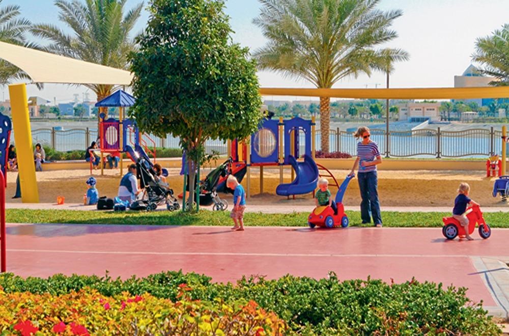 OUTDOOR SPACES & PARKS
