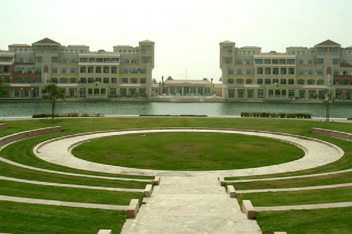 OUTDOOR SPACES & PARKS
