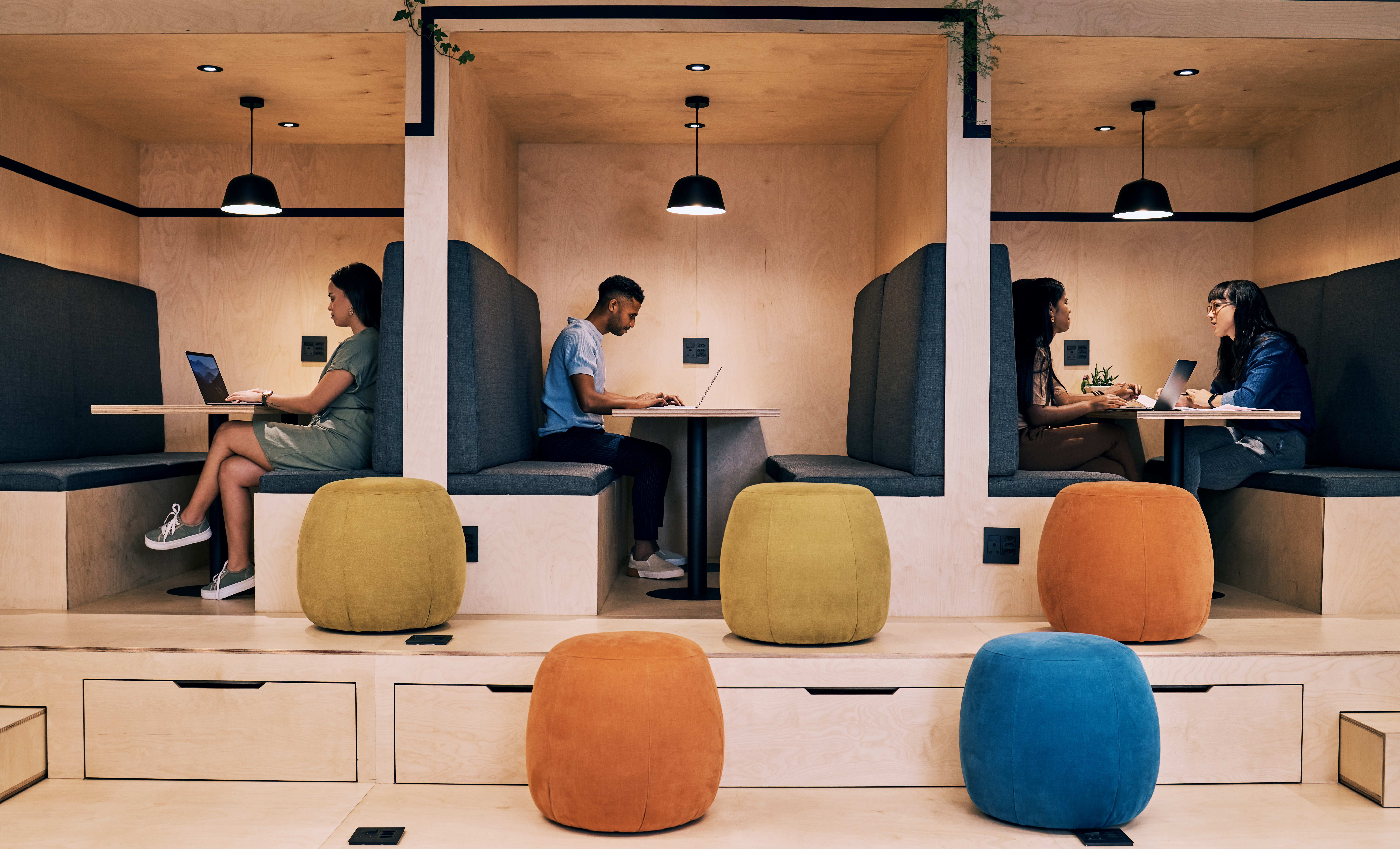 free zone vs mainland office space