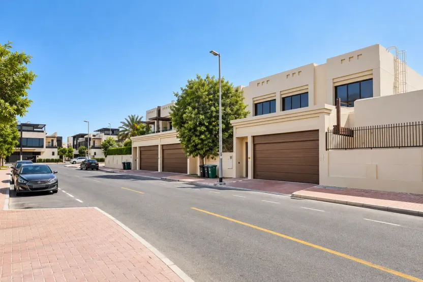 Property types in Umm Suqeim 3