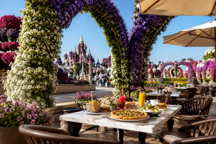 Where to eat at Dubai Miracle Garden
