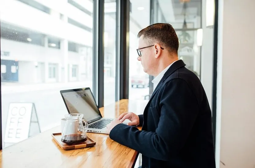 Work with a RERA-Licensed Agent