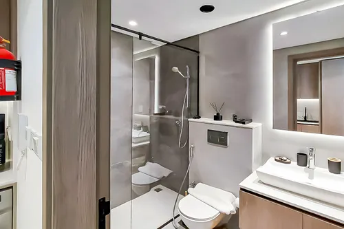  Apartment in Laya Heights