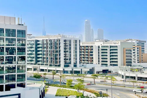  Apartment in Azizi Riviera 33