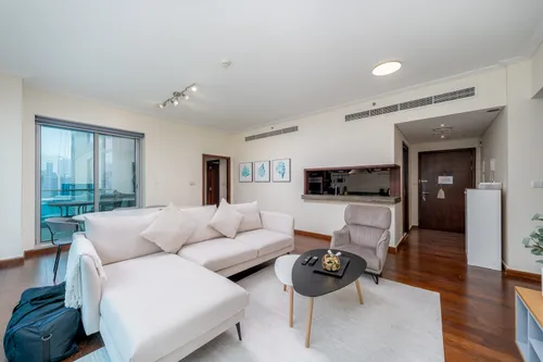 2 Bedrooms Apartment in Shemara Tower
