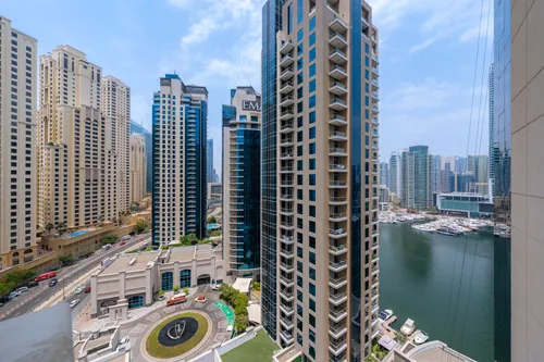 2 Bedrooms Apartment in Shemara Tower