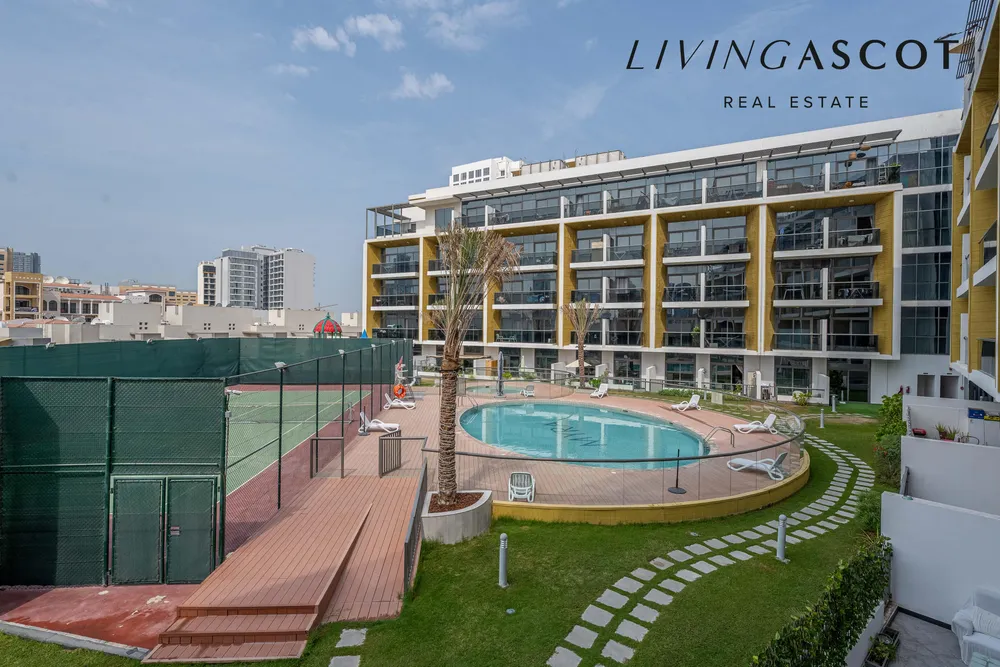 Pool View Great ROI | Vacant On Transfer