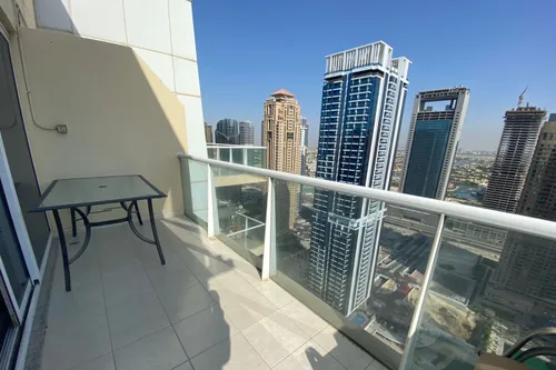 1 Bedroom Apartment in Lake View Tower