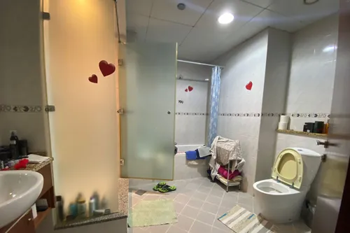 1 Bedroom Apartment in Lake View Tower