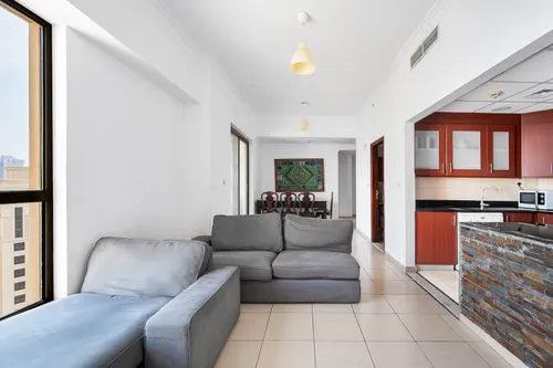 Vacant | Marina View | Converted into 2 beds
