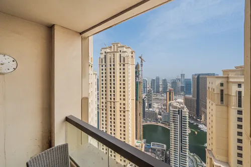 2 Bedrooms Apartment in Sadaf 6