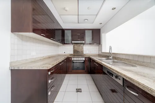 3 Bedrooms Apartment in Marina Tower