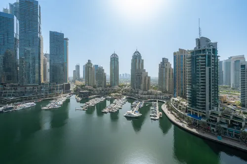 3 Bedrooms Apartment in Marina Tower