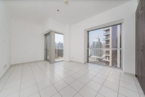 3 Bedrooms Apartment in Marina Tower