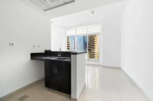 1 Bedroom Apartment in Botanica Tower