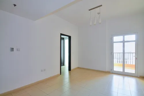 1 Bedroom Apartment in Summer 2