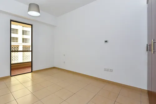 3 Bedrooms Apartment in Rimal 1
