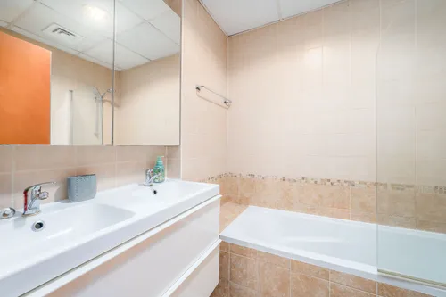 3 Bedrooms Apartment in Marina View Tower B